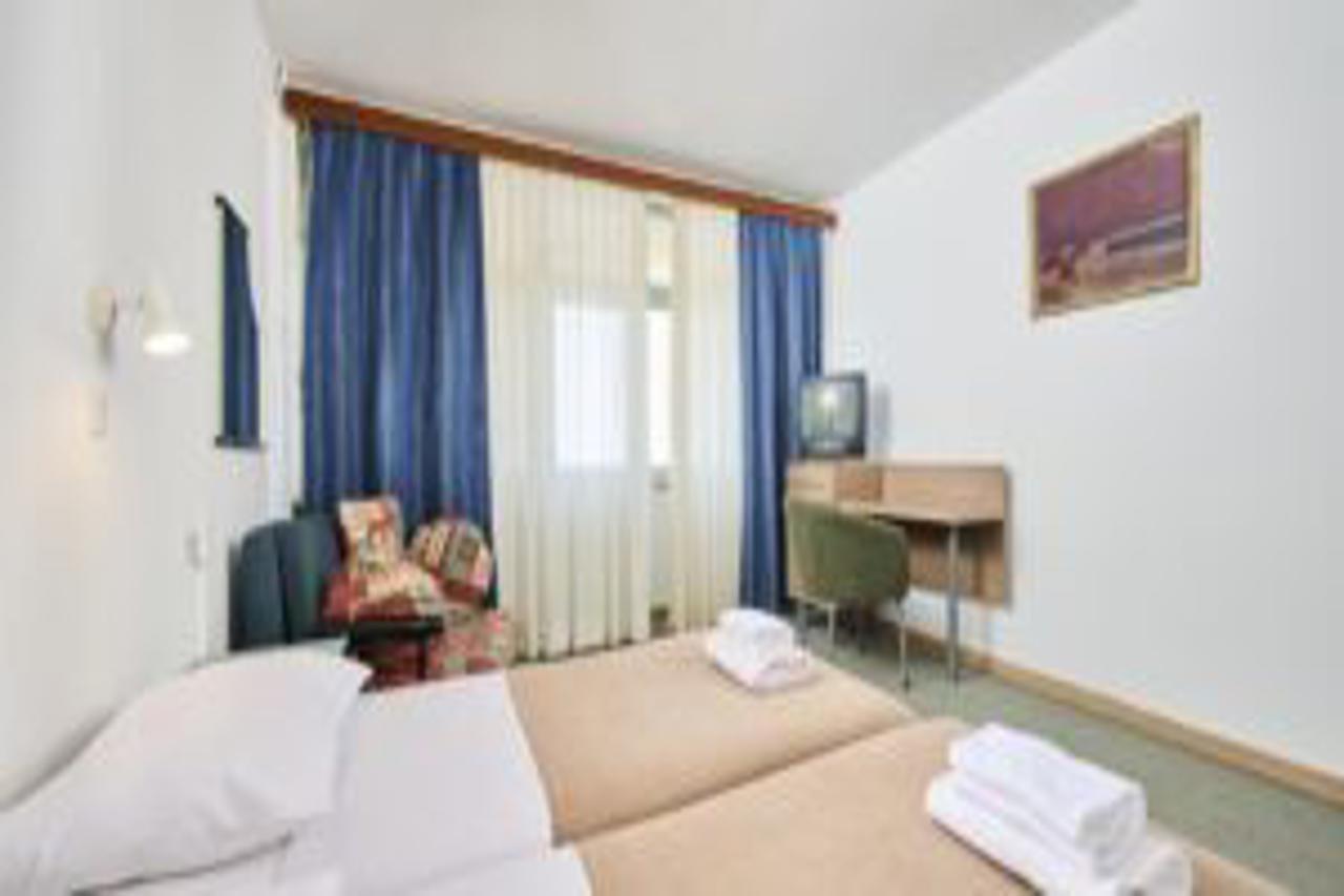 Guest House Adriatic Umag Zewnętrze zdjęcie